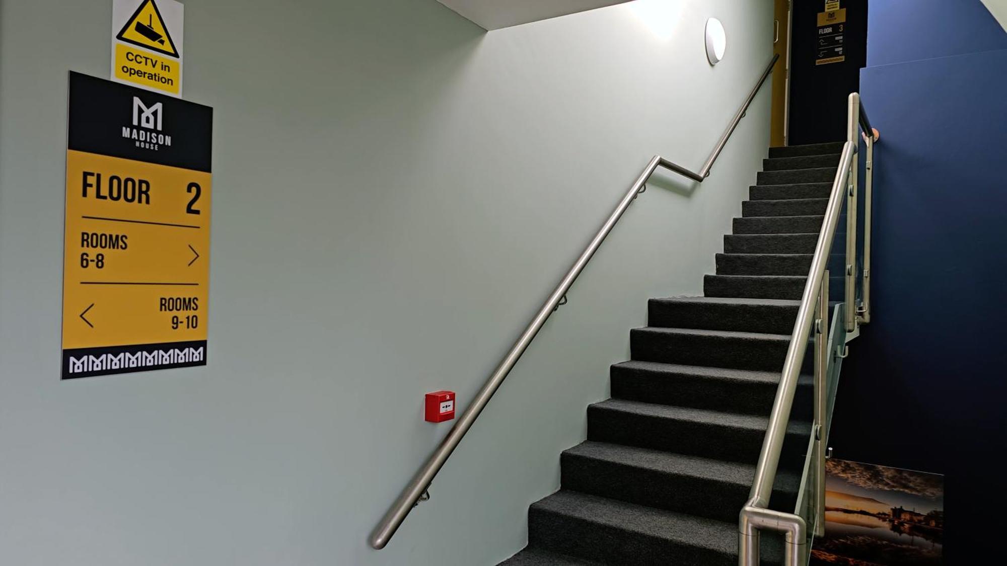 Madison House Aparthotel Galway Buitenkant foto